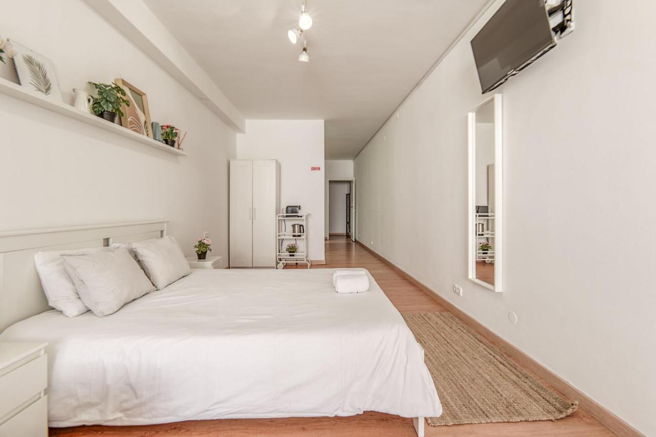 Travel & Live Aliados Apartment Porto Eksteriør bilde