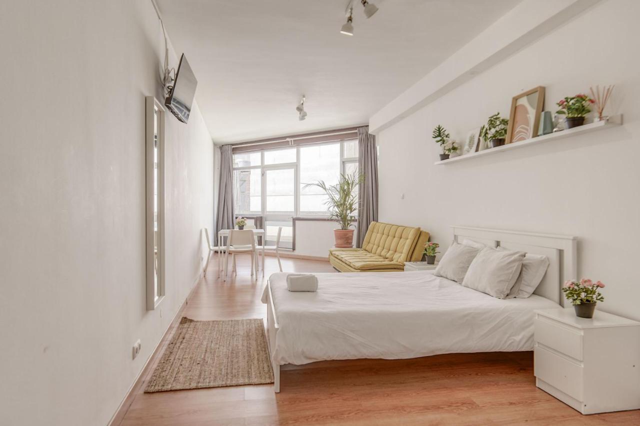 Travel & Live Aliados Apartment Porto Eksteriør bilde